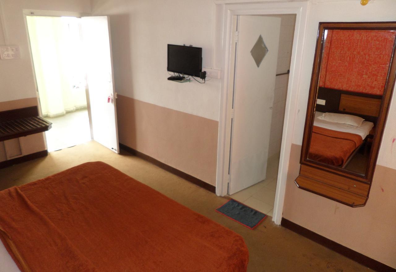 Hotel Ayodhya Nashik Extérieur photo