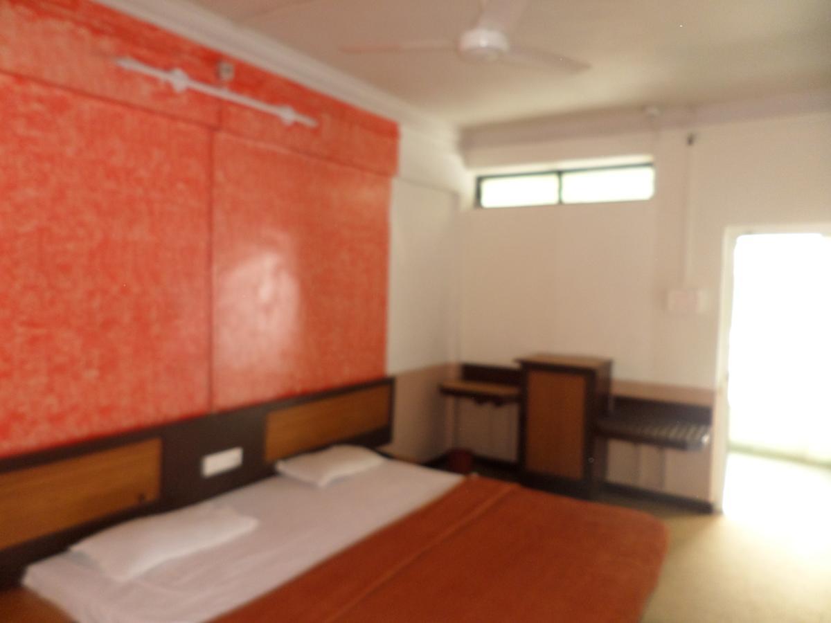 Hotel Ayodhya Nashik Extérieur photo